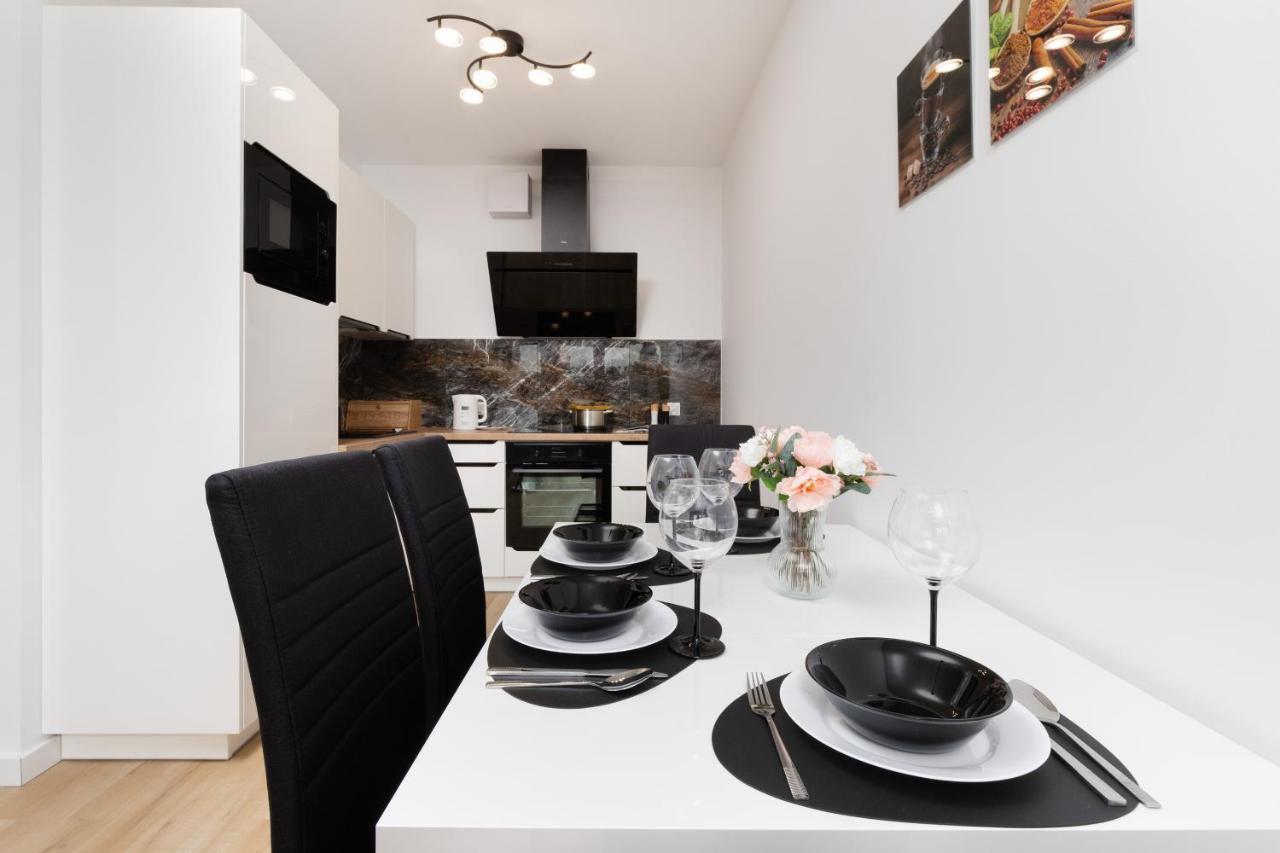 Plac Unii Apartment Gdynia By Noclegi Renters Eksteriør billede